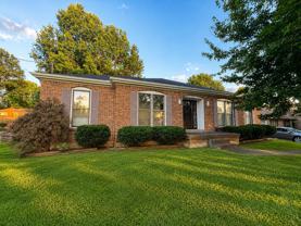 3701 Hunsinger Ln - Photo 1 of 1
