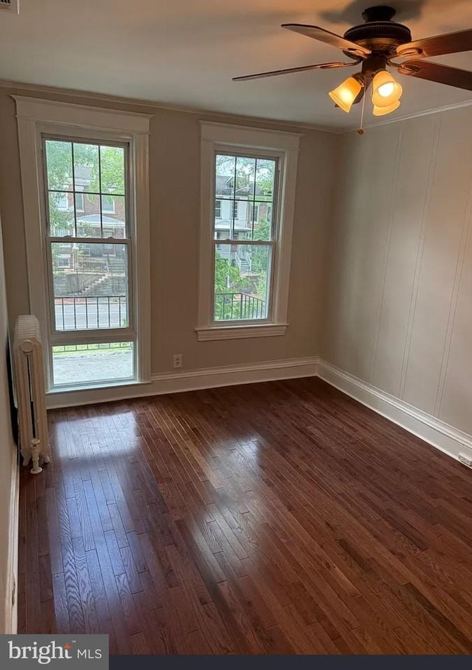 232 Rhode Island Ave Nw - Photo 5 of 13
