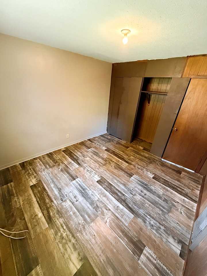 1929 4th Ave N #1925 - Photo 4 of 6