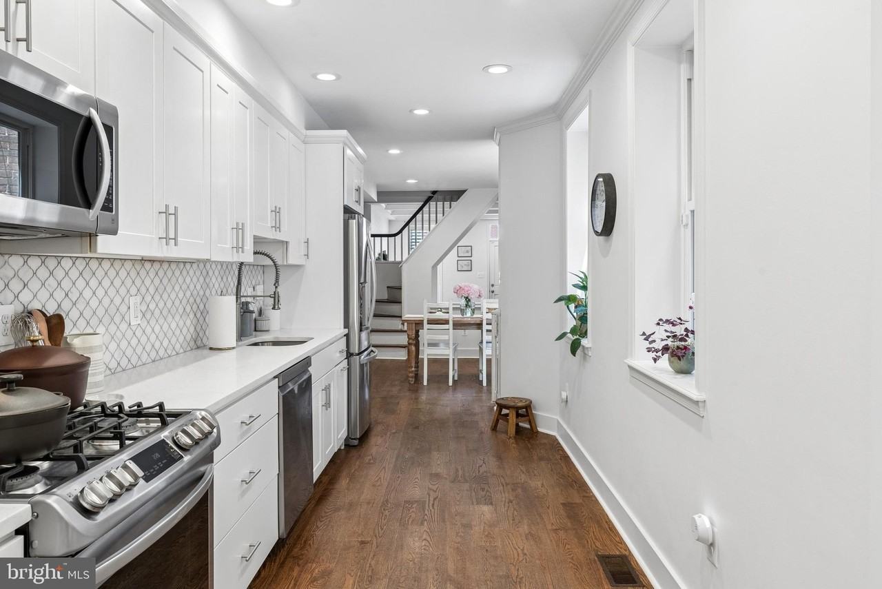 1228 Patapsco St - Photo 6 of 47