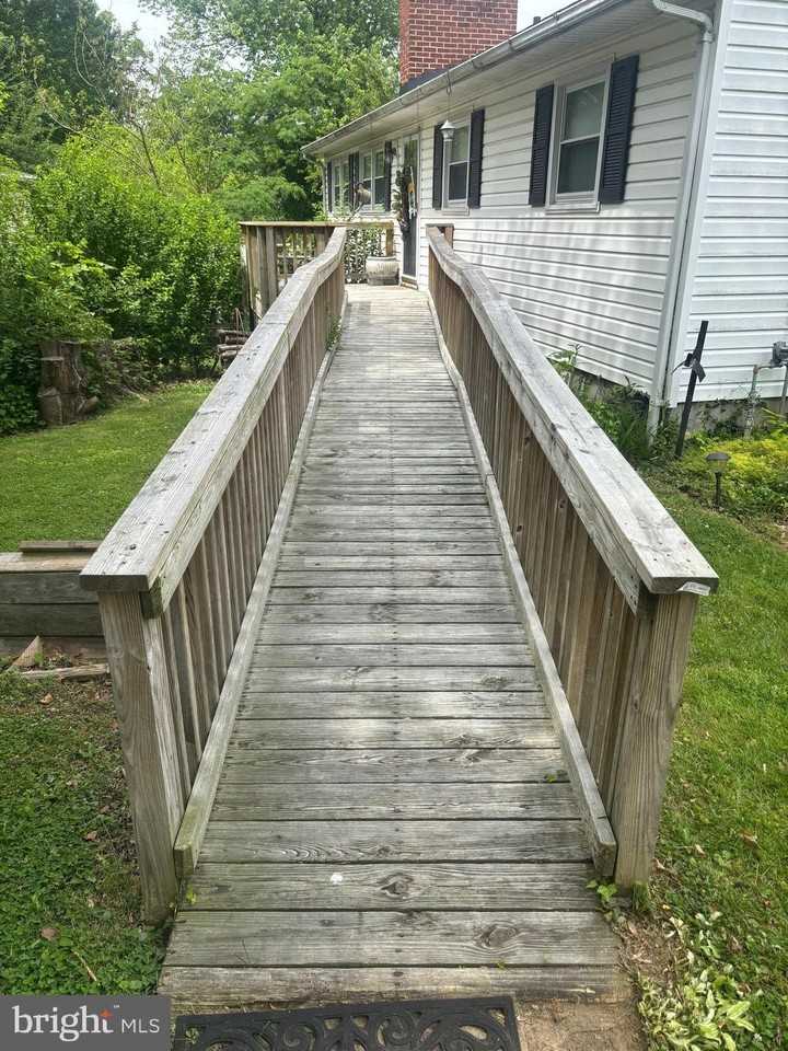 311 Harlem Ln - Photo 2 of 45