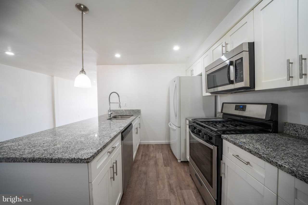 3167 Ryerson Cir - Photo 4 of 19