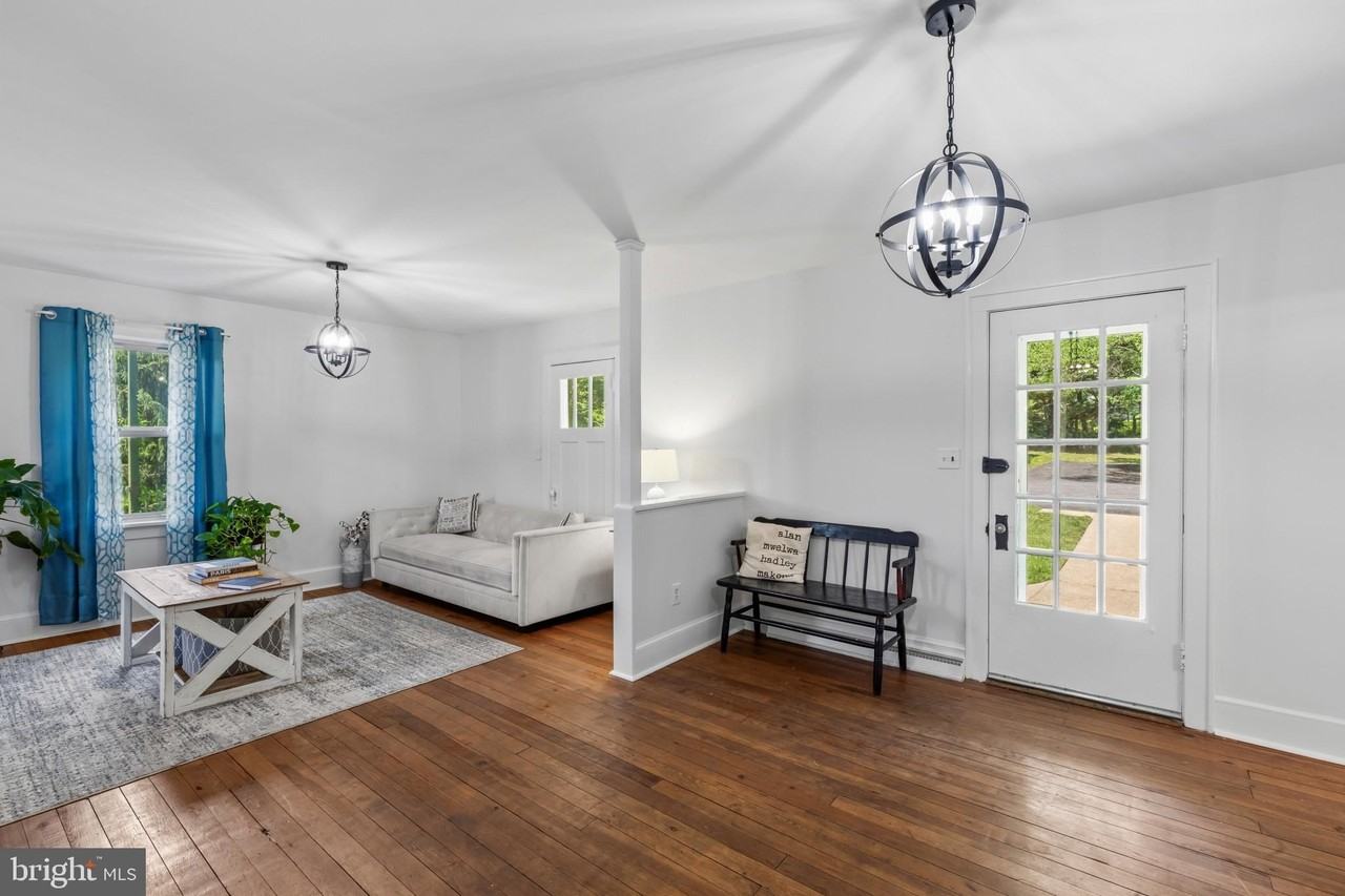 6510 Haviland Mill Rd - Photo 4 of 48