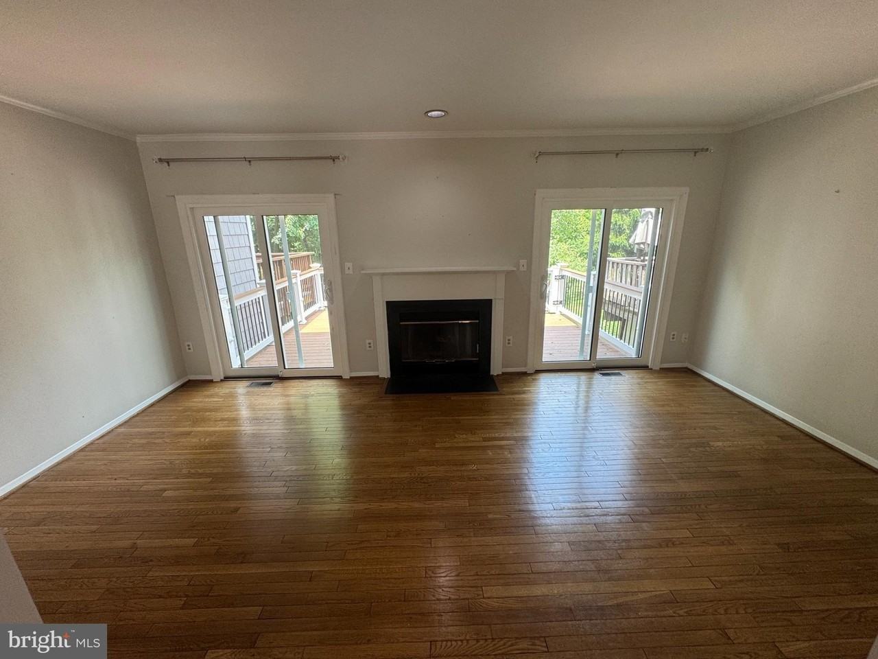 7804 Old Farm Ln - Photo 5 of 14
