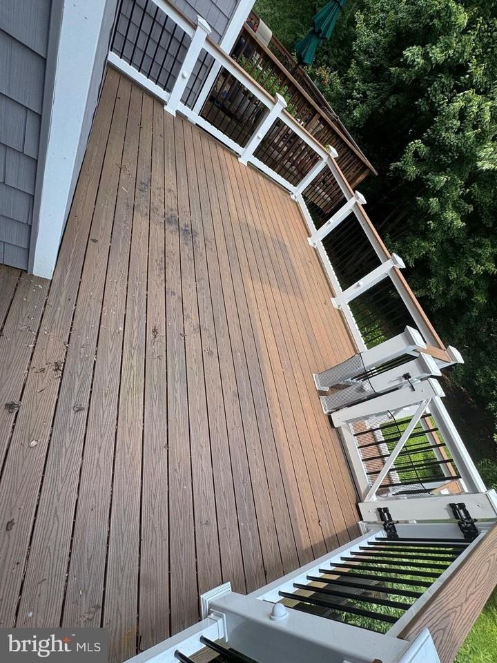 7804 Old Farm Ln - Photo 7 of 14