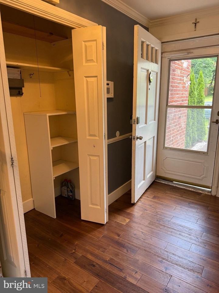 13232 Glenhill Rd - Photo 6 of 50