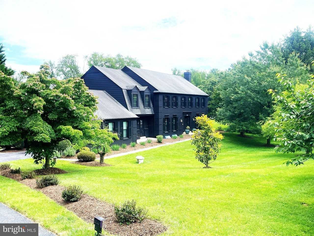 13209 Lantern Hollow Dr - Photo 2 of 50