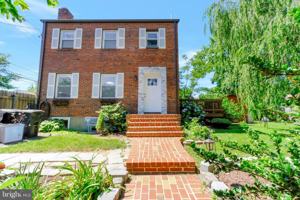 featured image of 2600 Arvin St