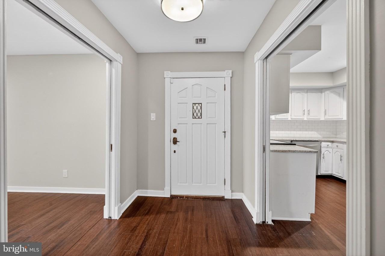 134 Centura - Photo 3 of 32