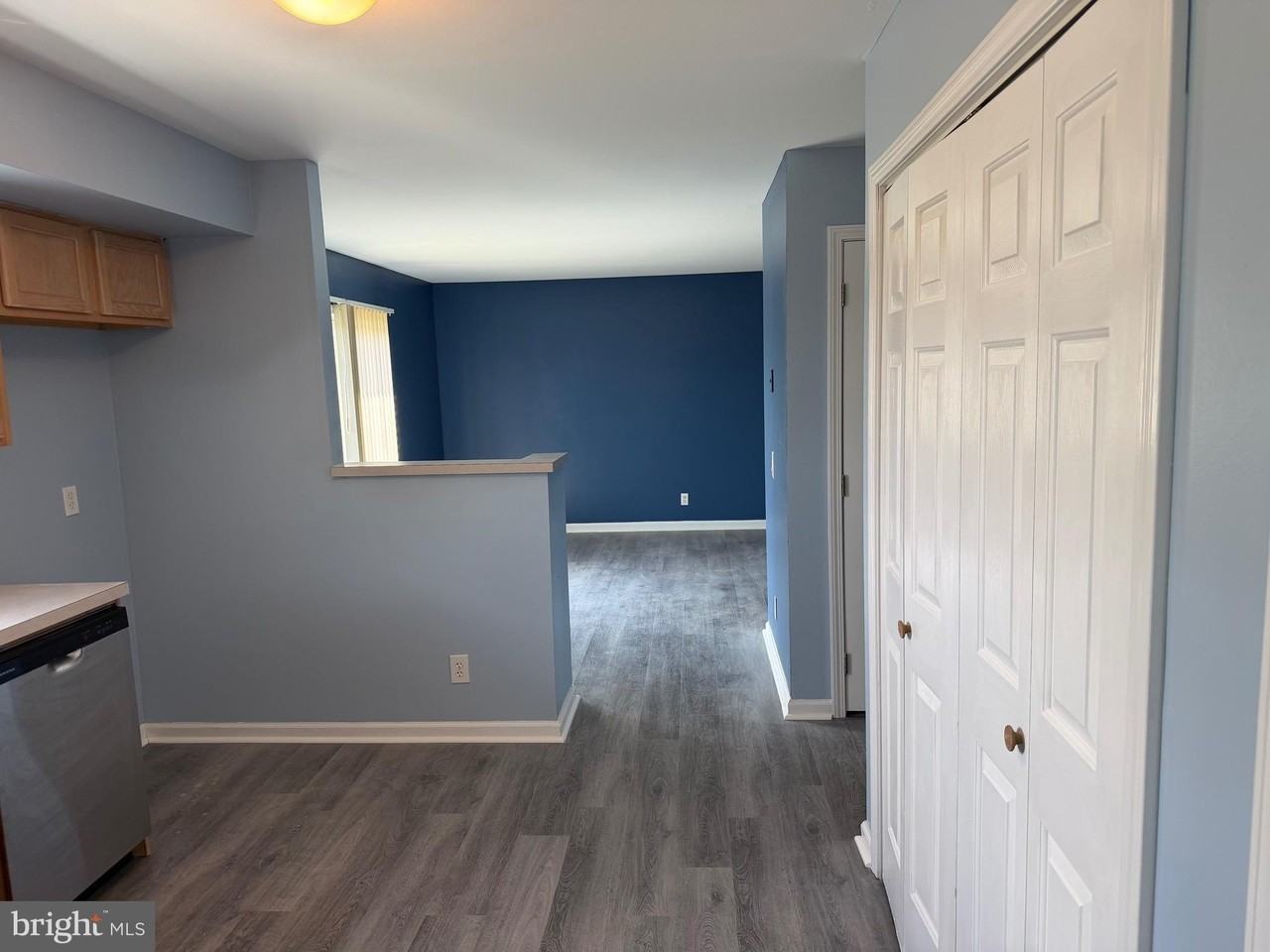132 Riverview Ave - Photo 5 of 29