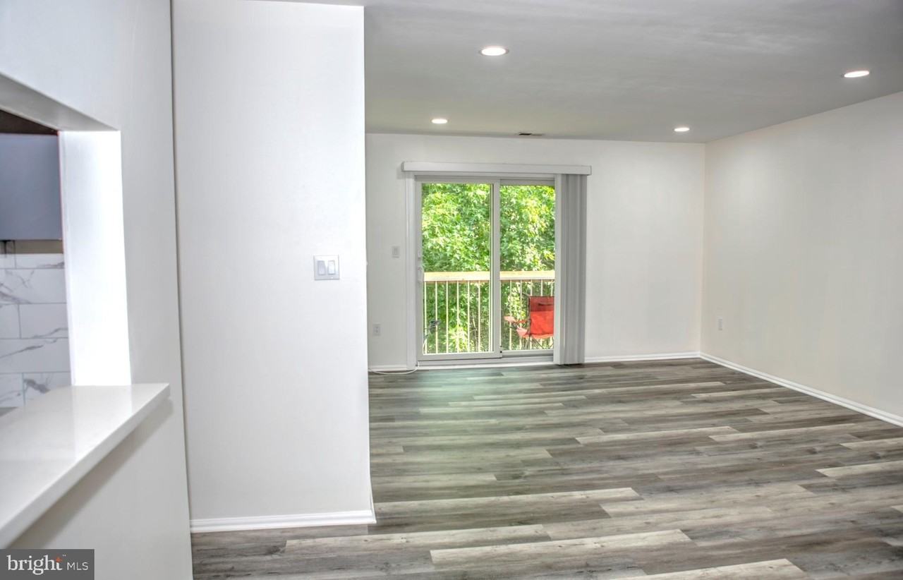 26 Coral Tree Ct - Photo 4 of 22