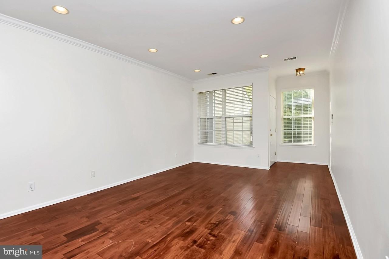 26 Normandy Dr - Photo 4 of 41