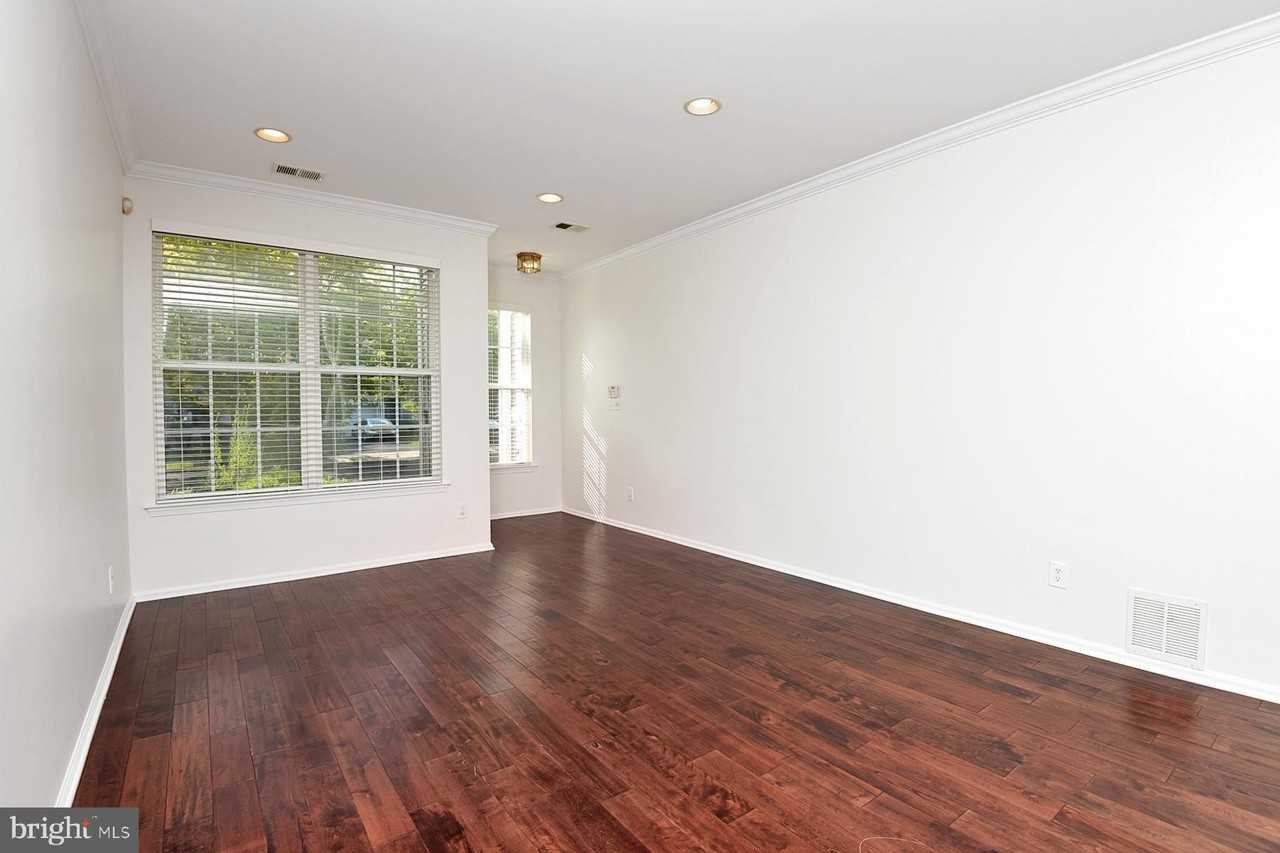 26 Normandy Dr - Photo 6 of 41