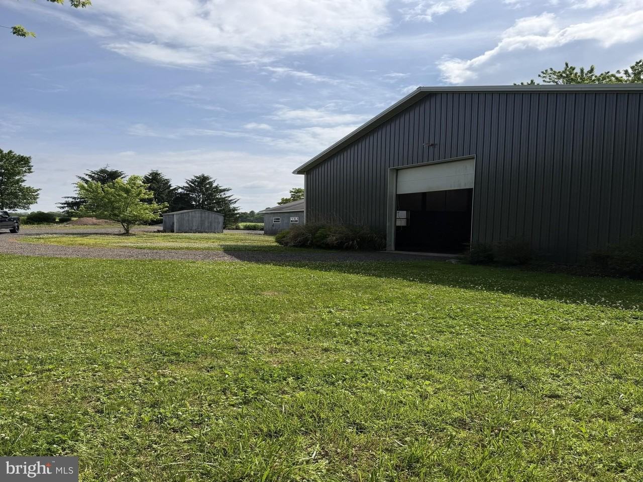 572 Hollow Horn Rd - Photo 4 of 15