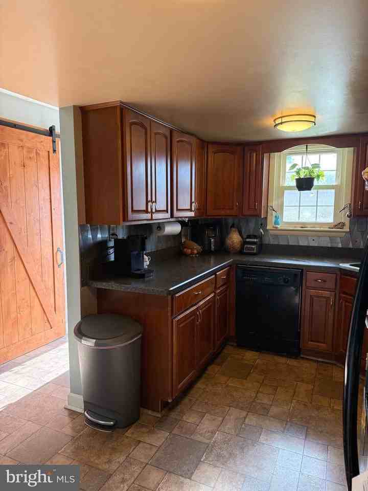 70 Ashley Ct #230 - Photo 5 of 14