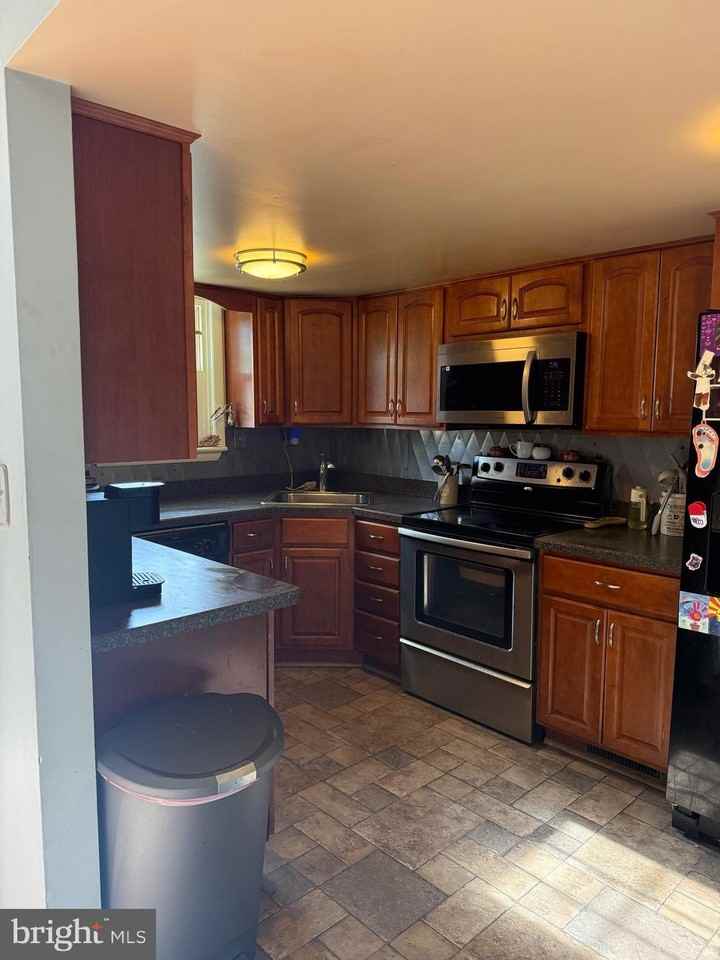 70 Ashley Ct #230 - Photo 6 of 14