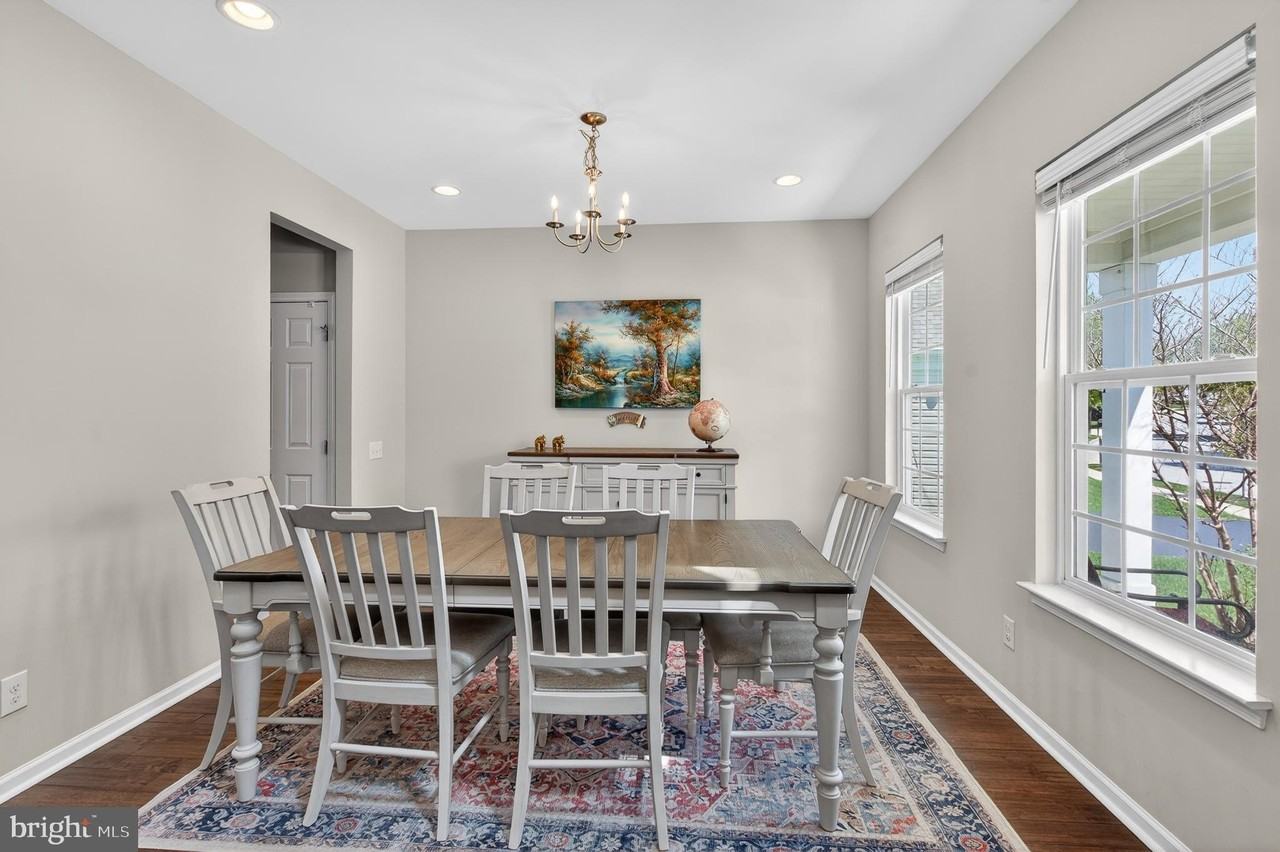815 S Haines Cir - Photo 4 of 50