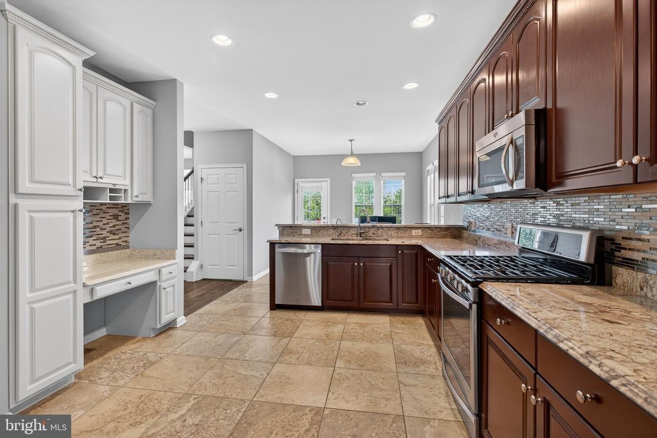 815 S Haines Cir - Photo 6 of 50