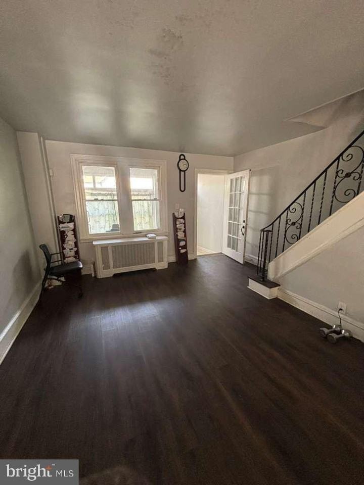 4804 Van Kirk St - Photo 2 of 8