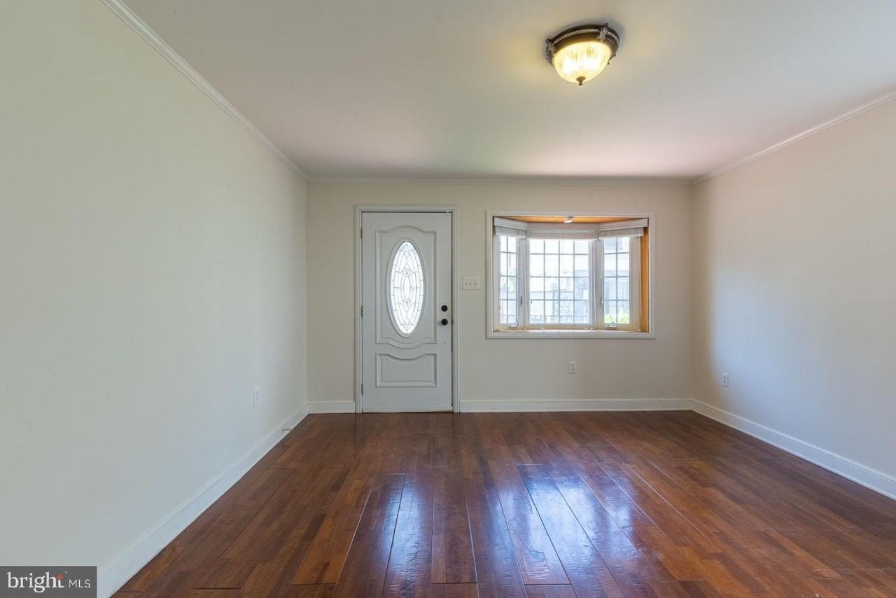 1439 E Oxford St - Photo 6 of 29