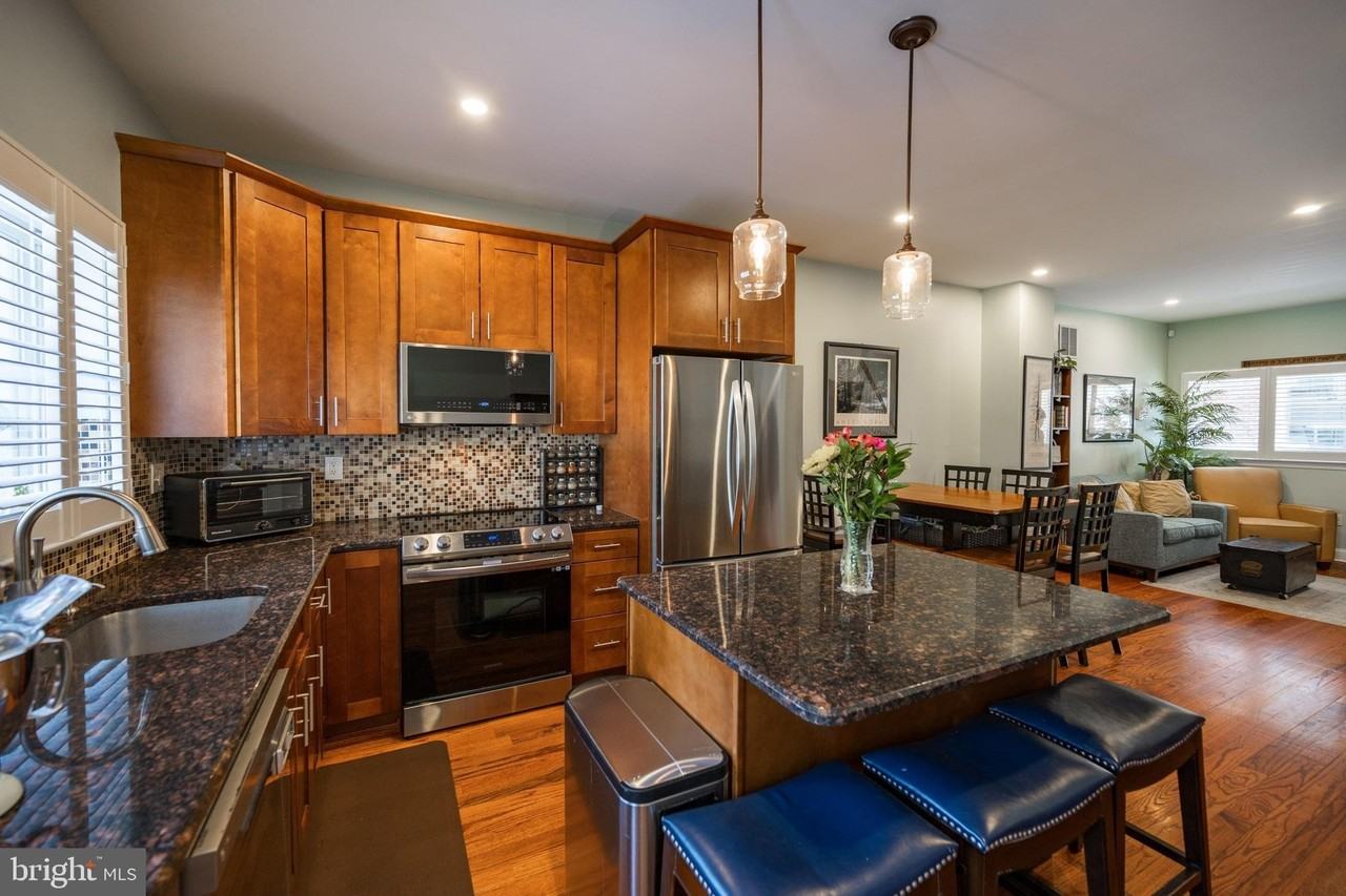 2217 League St - Photo 6 of 37