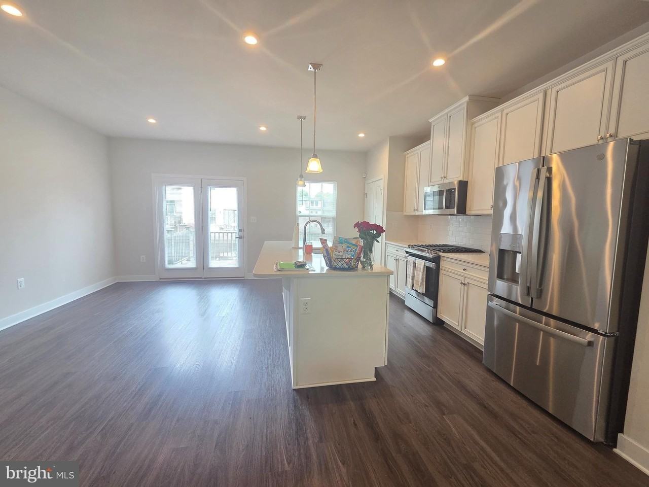 1001 Rampart Dr - Photo 6 of 17