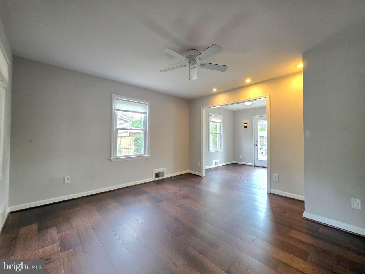 6012 Williamsburg Rd - Photo 7 of 28