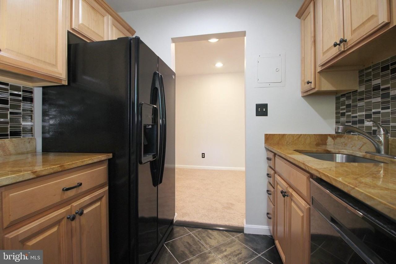 2833 Kalmia Lee Ct #302 - Photo 6 of 21