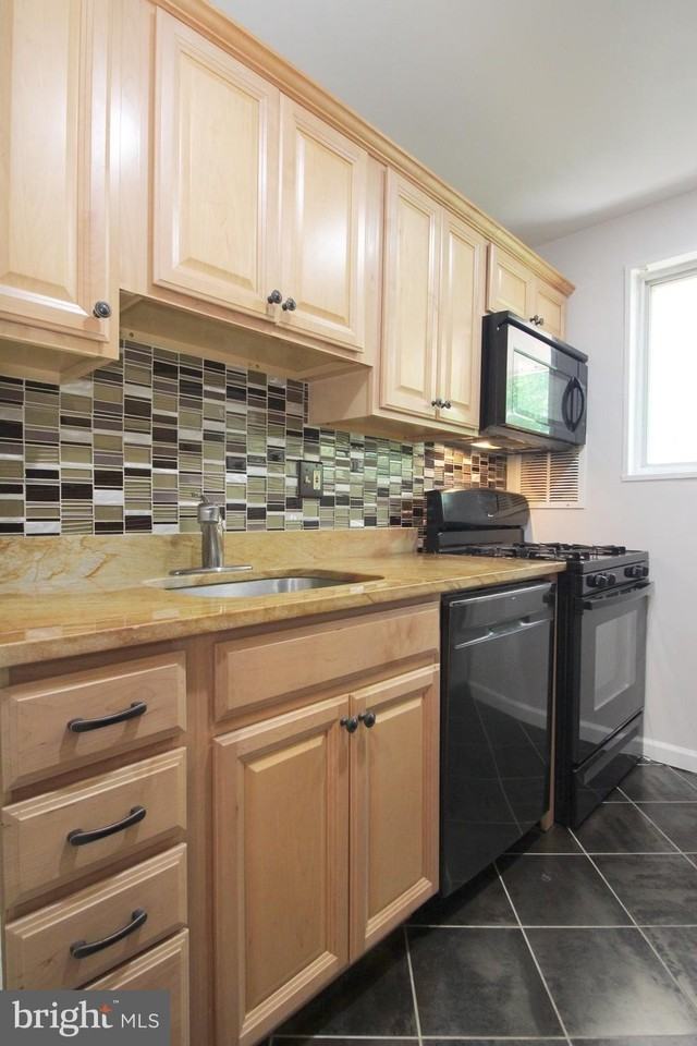 2833 Kalmia Lee Ct #302 - Photo 7 of 21