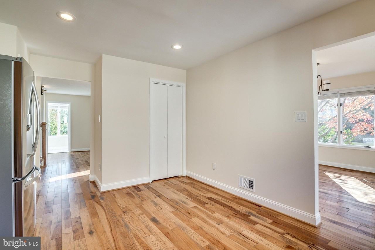 6505 Gretna Green Way - Photo 6 of 50