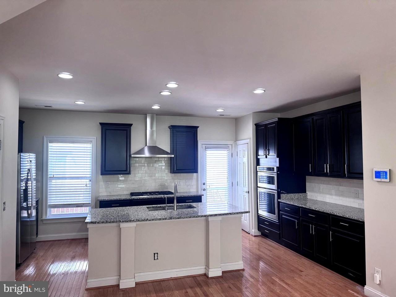 3083 Waterloo Ln - Photo 7 of 14