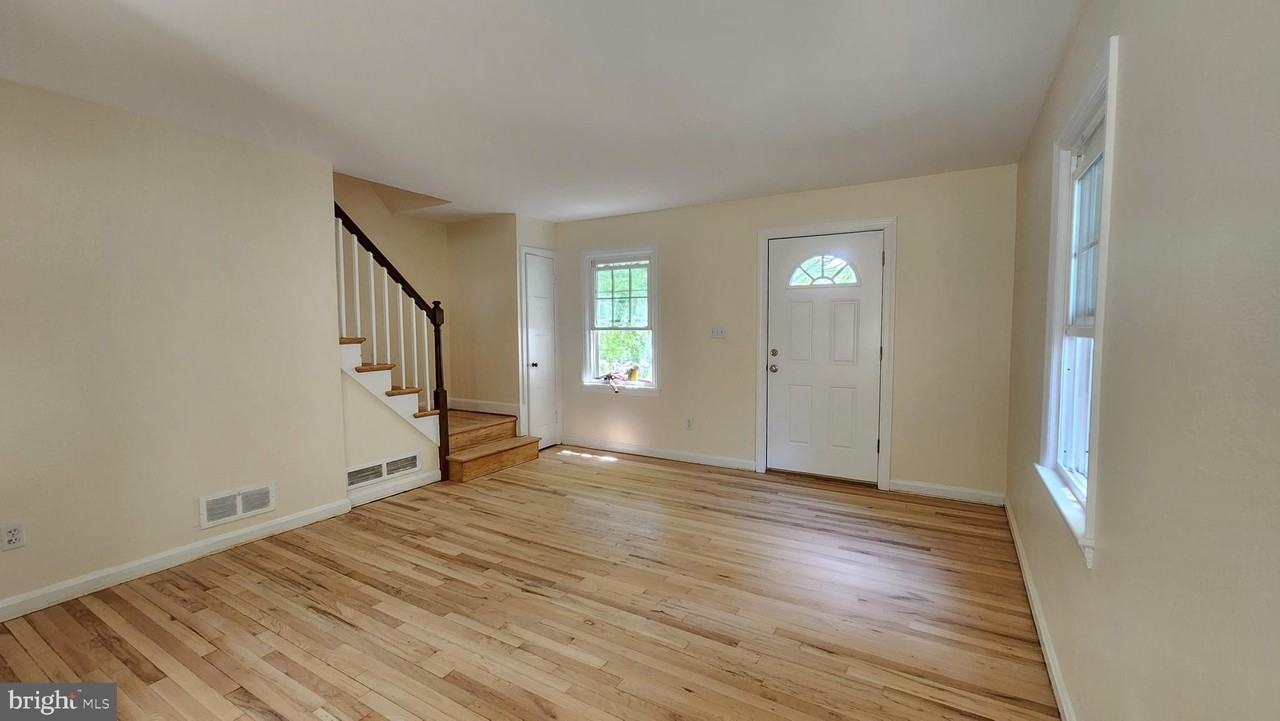 5820 Biscayne Dr - Photo 2 of 19