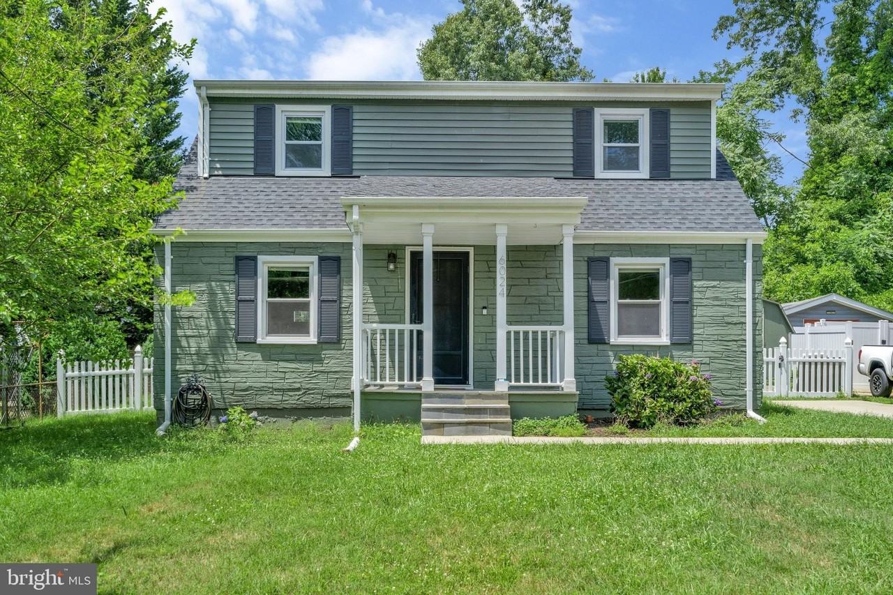 6024 Rixey Dr - Photo 7 of 50