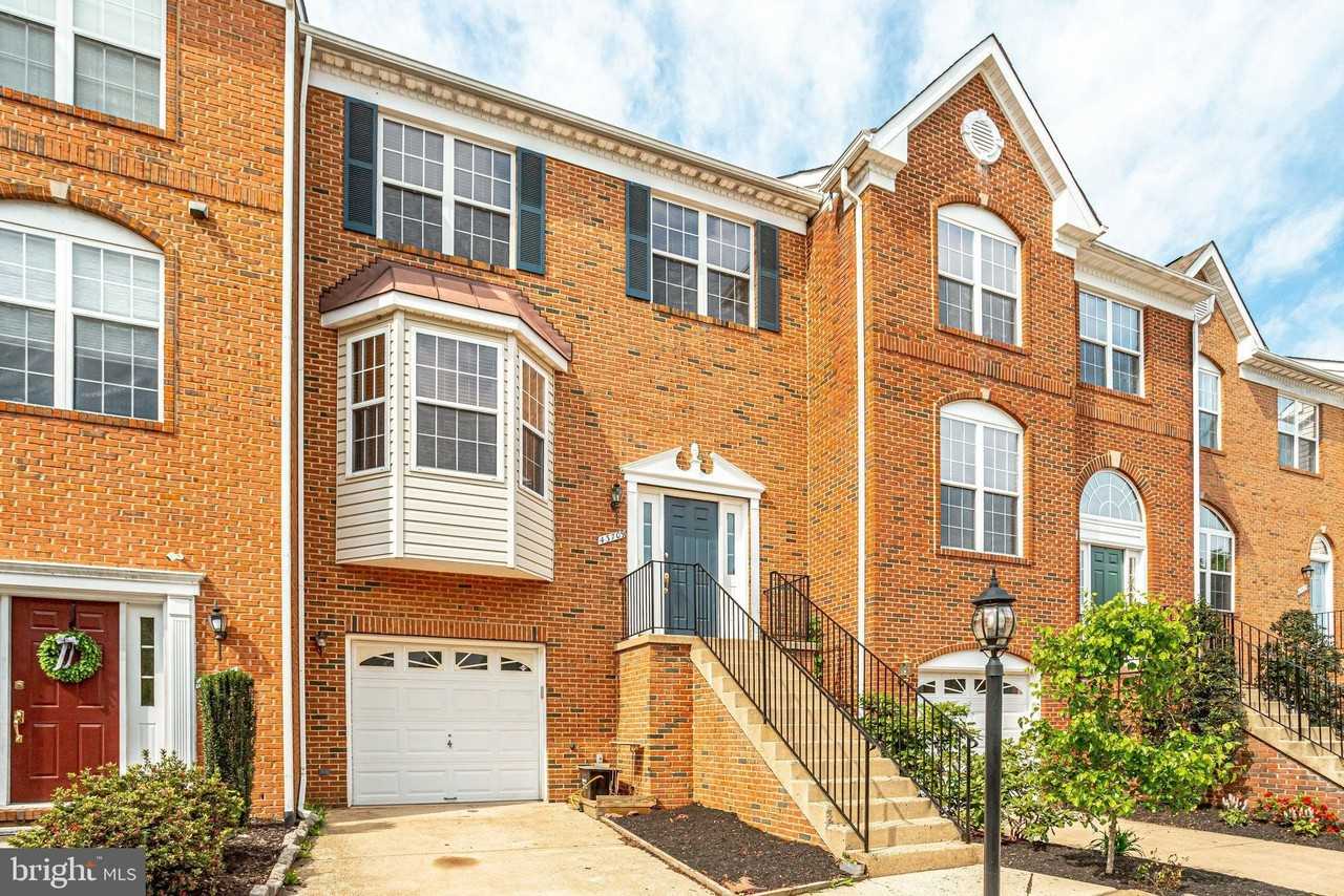 43709 Clemens Ter - Photo 2 of 44