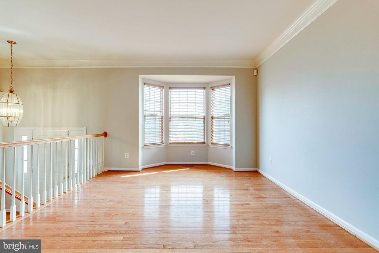 43709 Clemens Ter - Photo 6 of 44