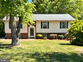 featured image of 4 Payton Ct