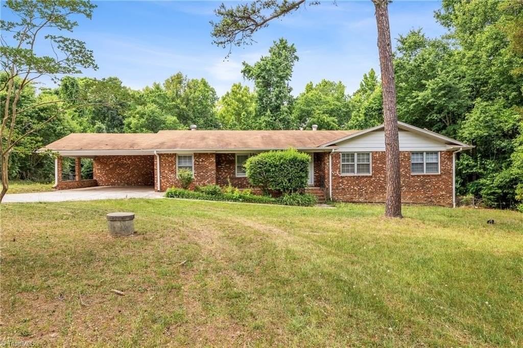 3336 Wall Rd - Photo 2 of 8
