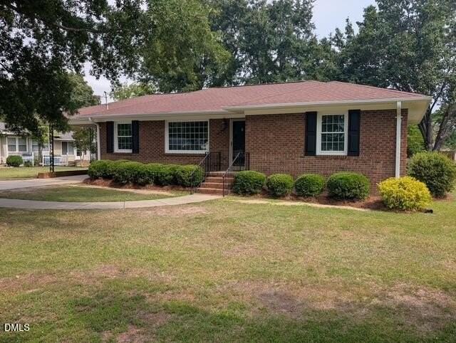 1108 Friendly Rd - Photo 2 of 20