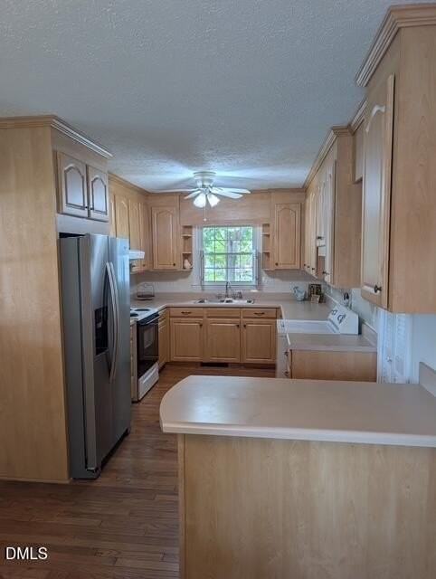 1108 Friendly Rd - Photo 7 of 20