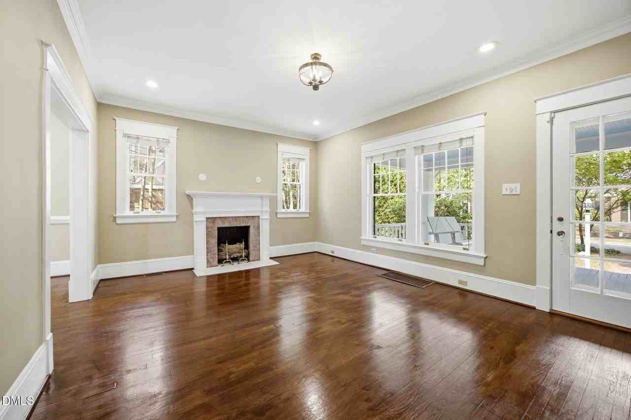 2203 Saint Marys St - Photo 6 of 50