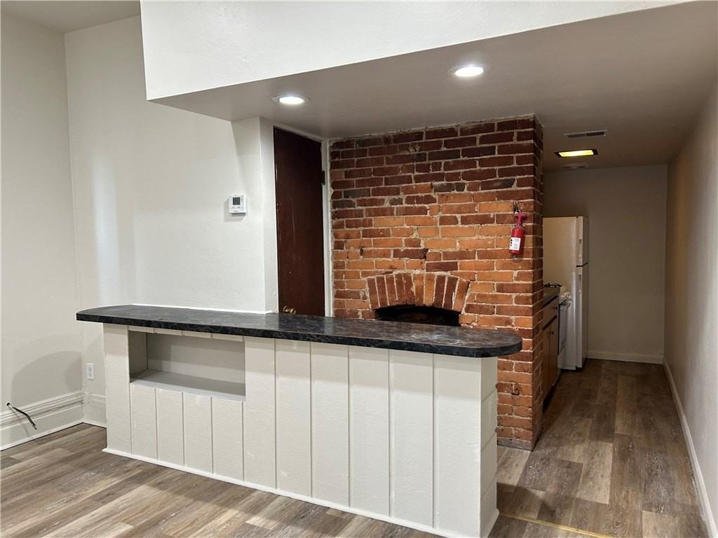 317 Stratford Ave #2 - Photo 4 of 15