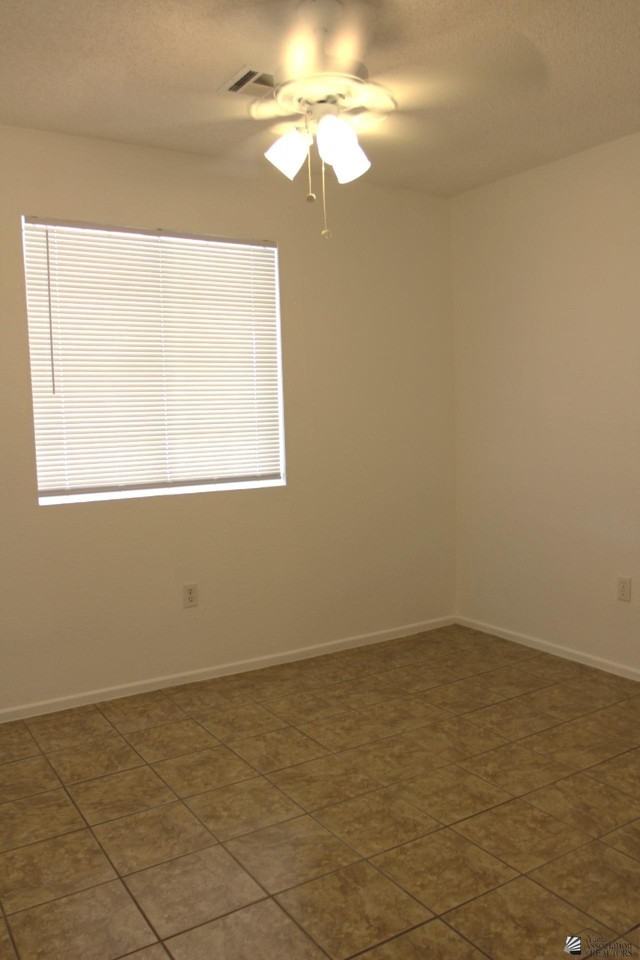 2090 S 44th Dr - Photo 5 of 23