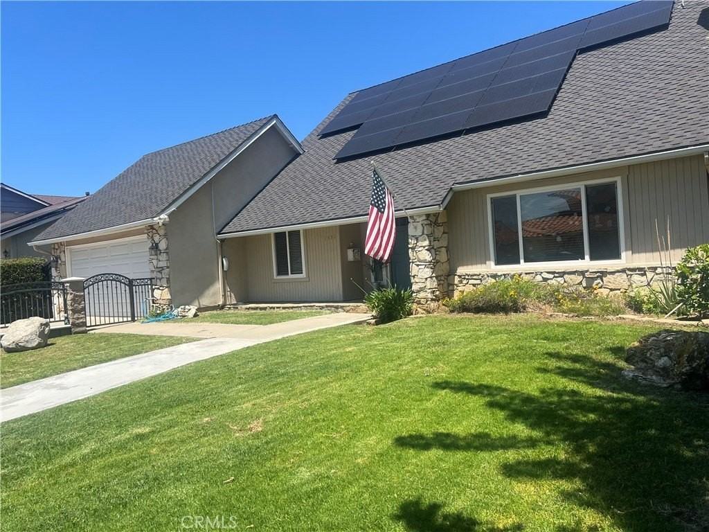 1331 Sao Paulo Ave - Photo 2 of 18