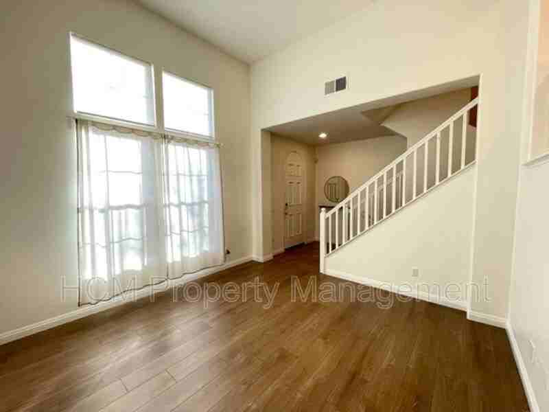 7 Bonsall - Photo 3 of 33