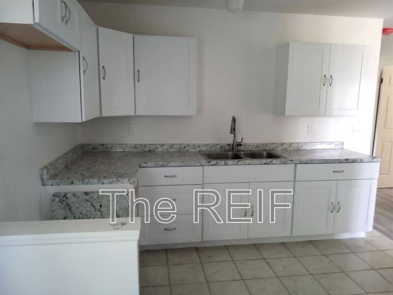 3133 Glenwood Ave - Photo 4 of 6