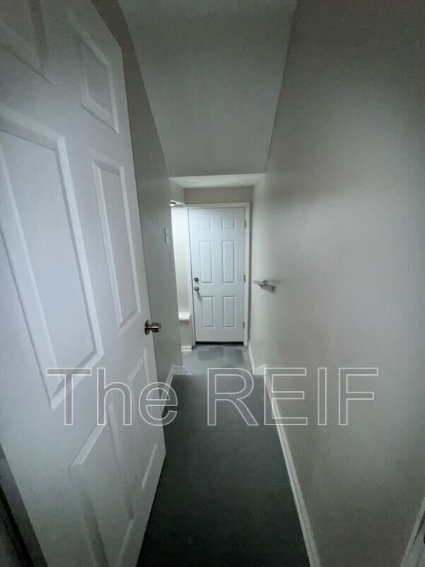 20045 Greenlawn St - Photo 3 of 14