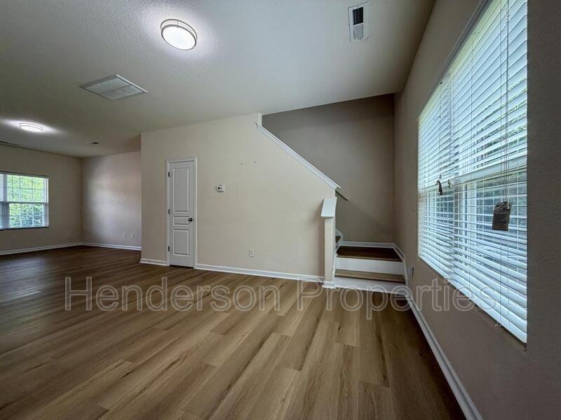 3122 Riley Ave - Photo 4 of 21