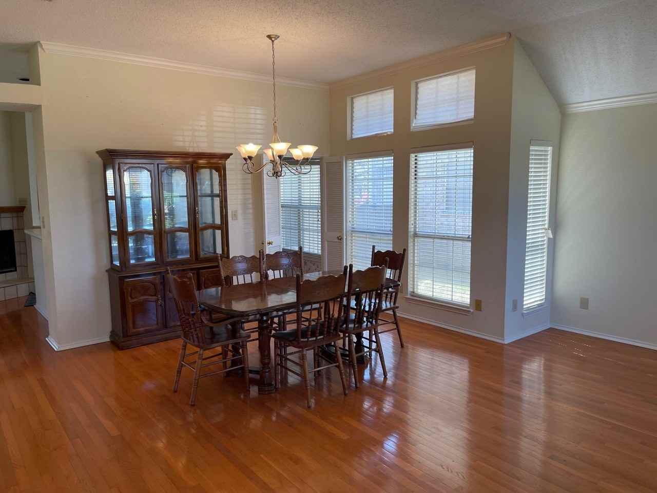 1520 Mission Ridge Trl - Photo 3 of 19