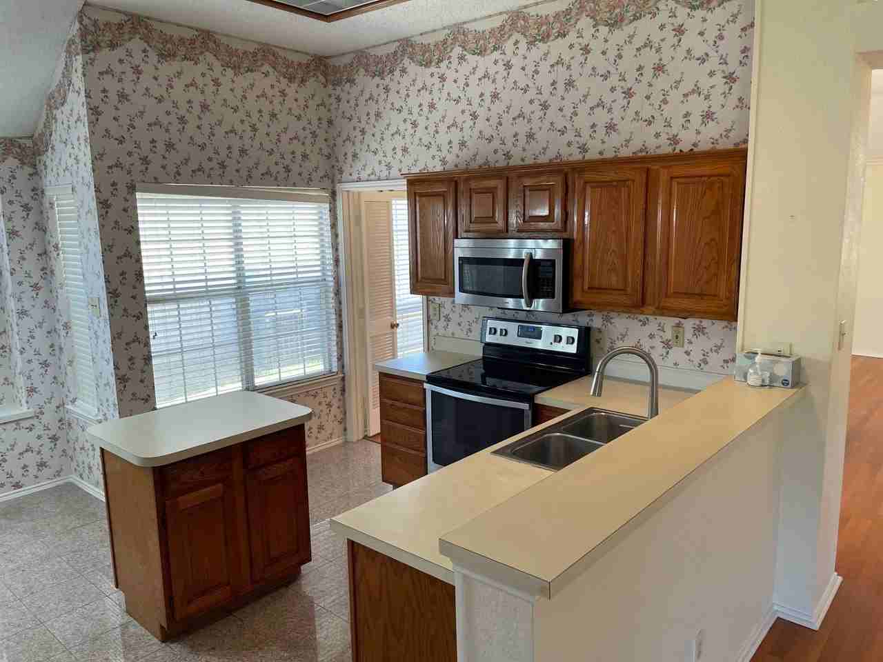 1520 Mission Ridge Trl - Photo 5 of 19