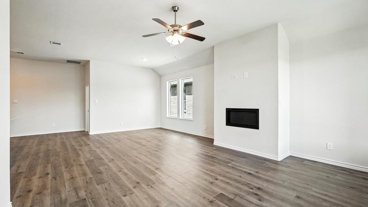 2144 Mantua Farm Boulevard - Photo 3 of 18